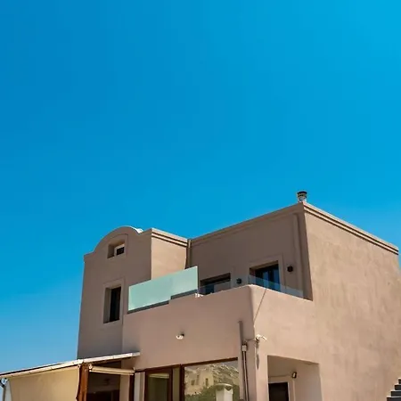 The Penthouse Santorini, Kamari, Thira *