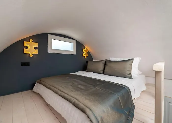 Appartement The Penthouse Santorini, Kamari, Thira *