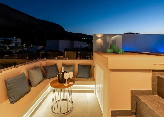 The Penthouse Santorini, Kamari, Thira * Firá