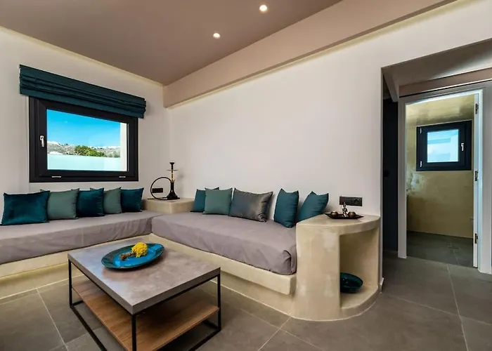 The Penthouse Santorini, Kamari, Thira Firá