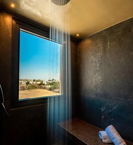 The Penthouse Santorini, Kamari, Thira Firá