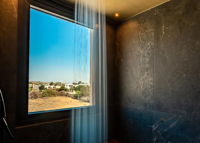 The Penthouse Santorini, Kamari, Thira Firá